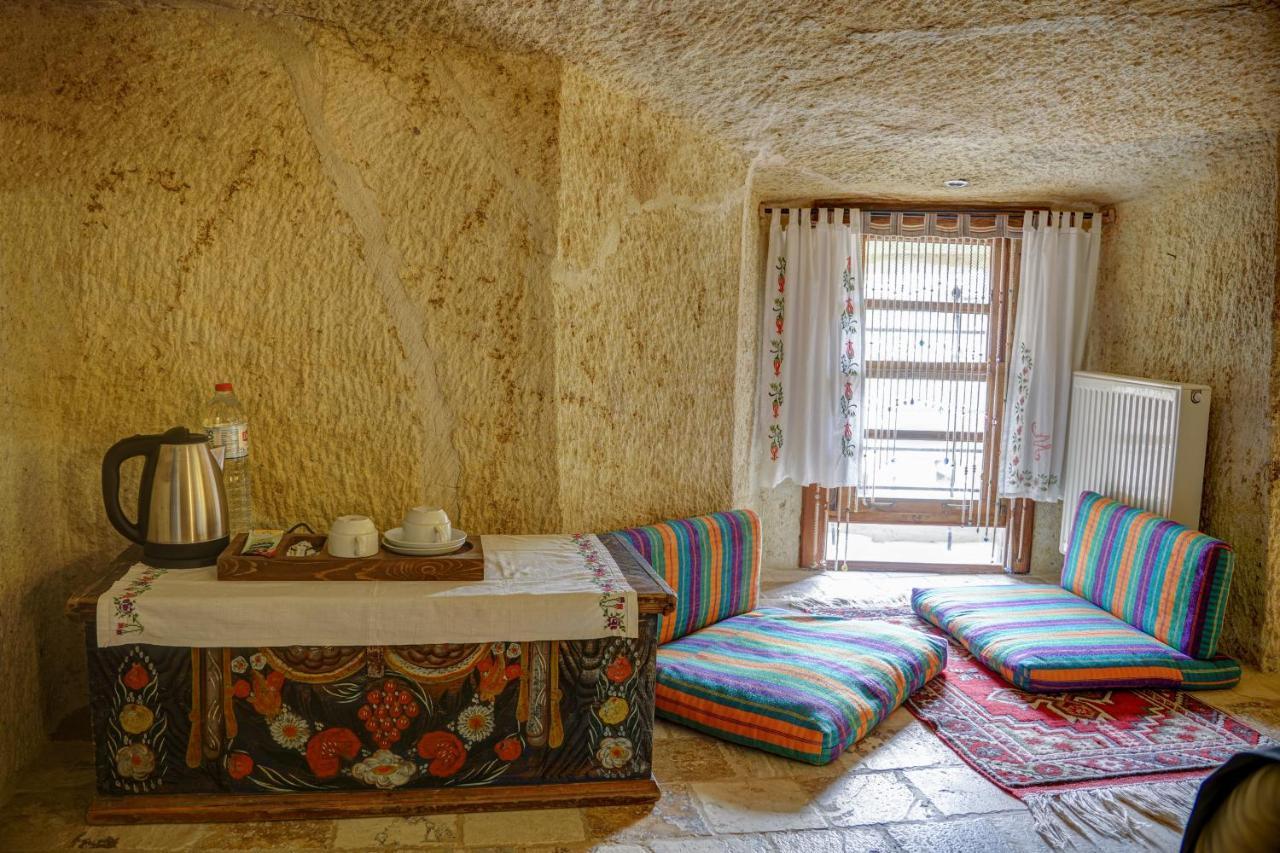 Gibos Cave Hotel Ürgüp Exterior photo