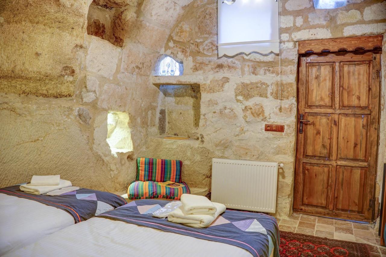 Gibos Cave Hotel Ürgüp Exterior photo