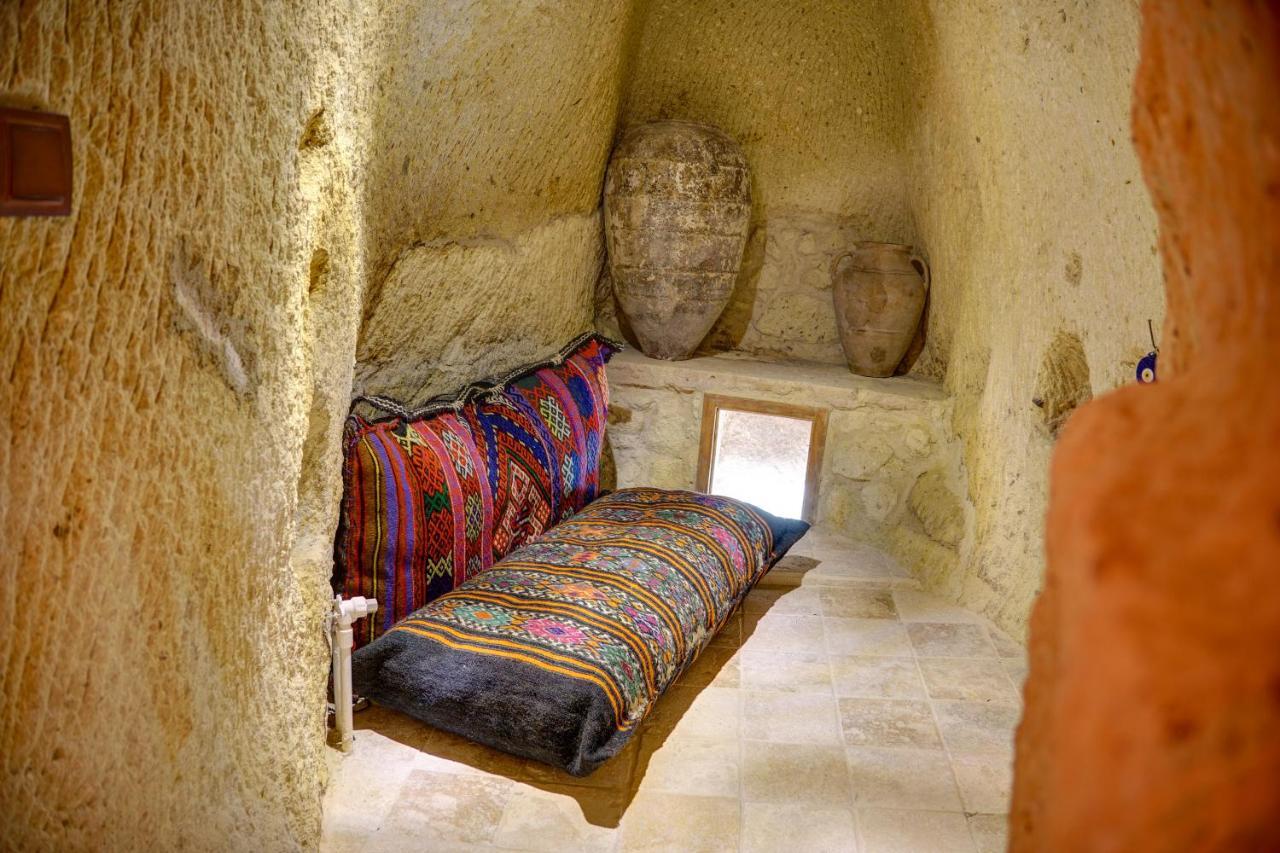 Gibos Cave Hotel Ürgüp Exterior photo