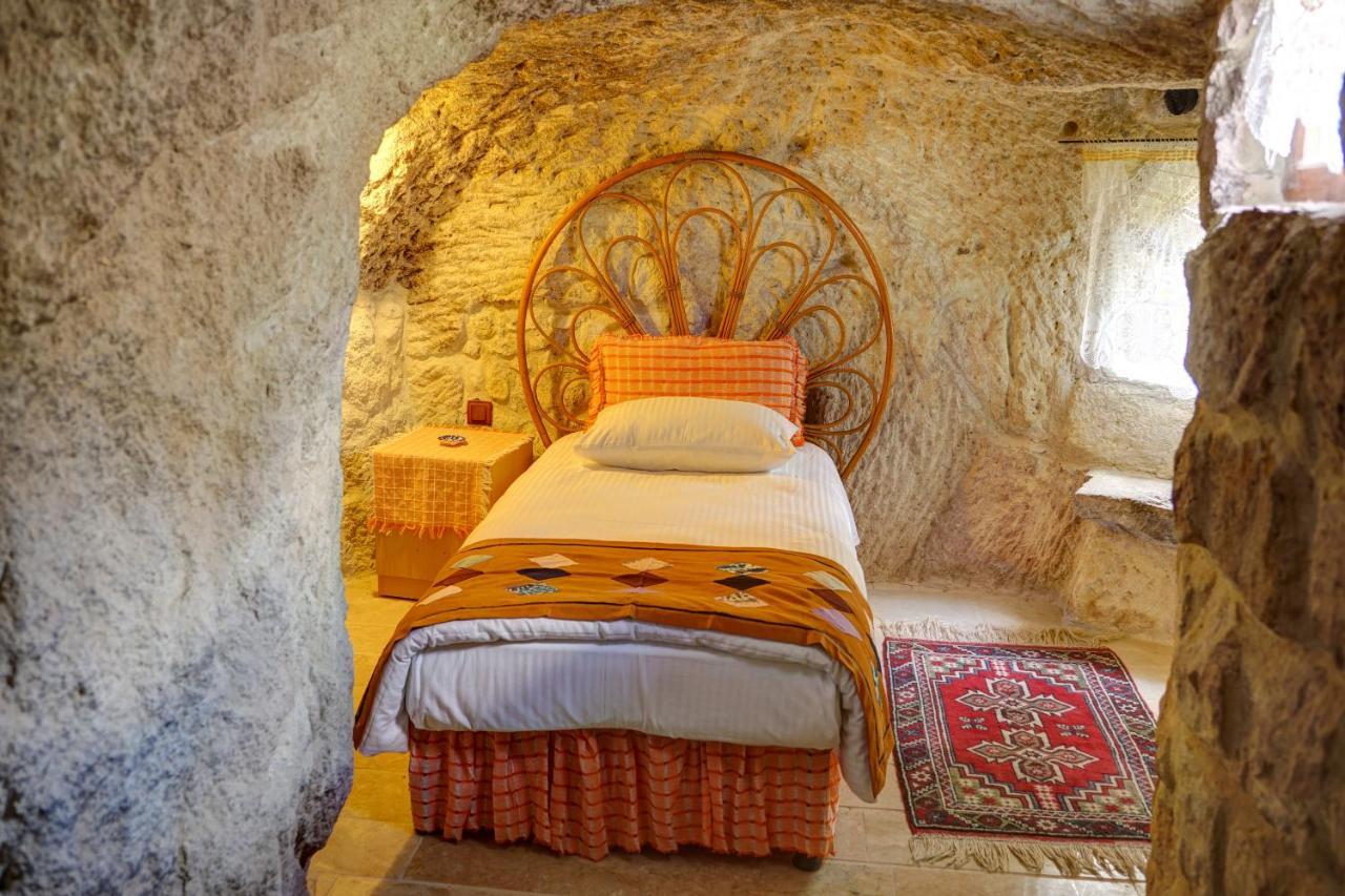 Gibos Cave Hotel Ürgüp Exterior photo
