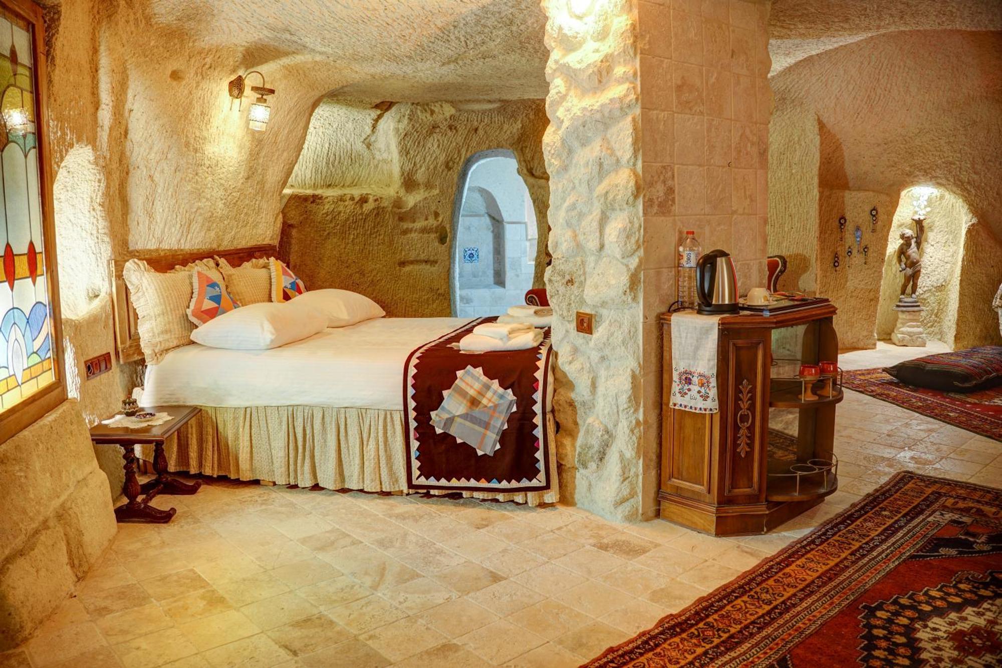 Gibos Cave Hotel Ürgüp Exterior photo